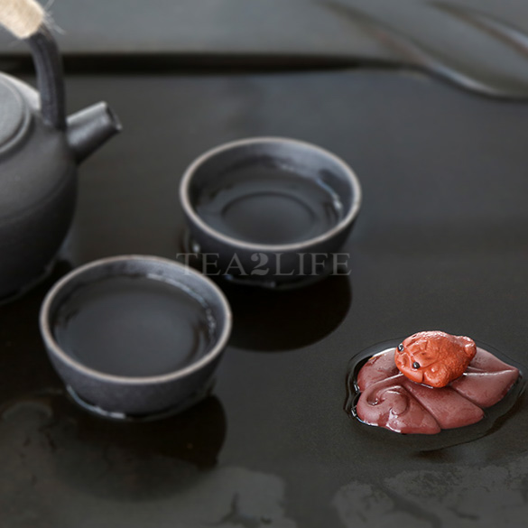 Yixing Zisha Golden Toad Tea Pet