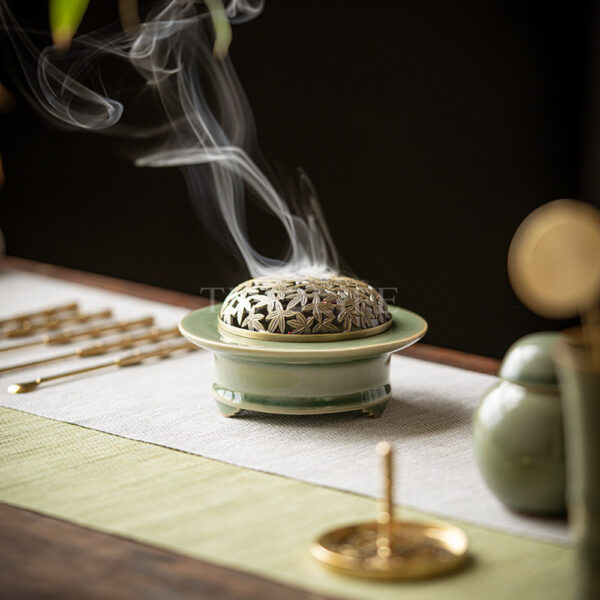Yue Ware Celadon Incense Set 9 - Tea2Life