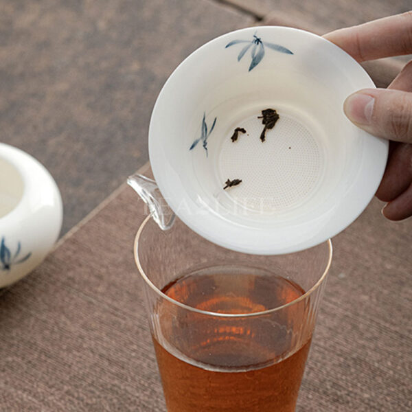 Jingdezhen Hand-painted Orchid White Porcelain Tea Strainer 8 - Tea2Life