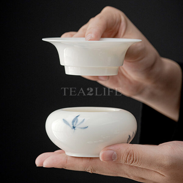 Jingdezhen Hand-painted Orchid White Porcelain Tea Strainer 5 - Tea2Life