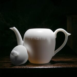 "Beauty Shoulder" White Porcelain Teapot