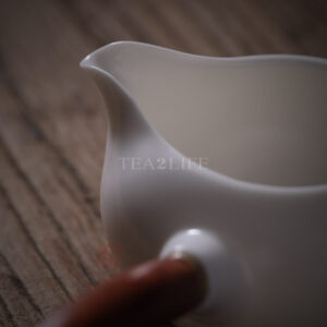 White Porcelain Fairness Cup with Wooden Handle
