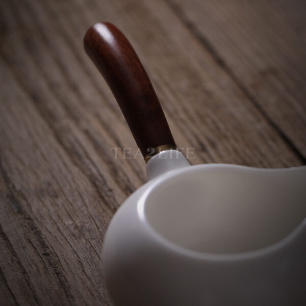 White Porcelain Fairness Cup with Wooden Handle